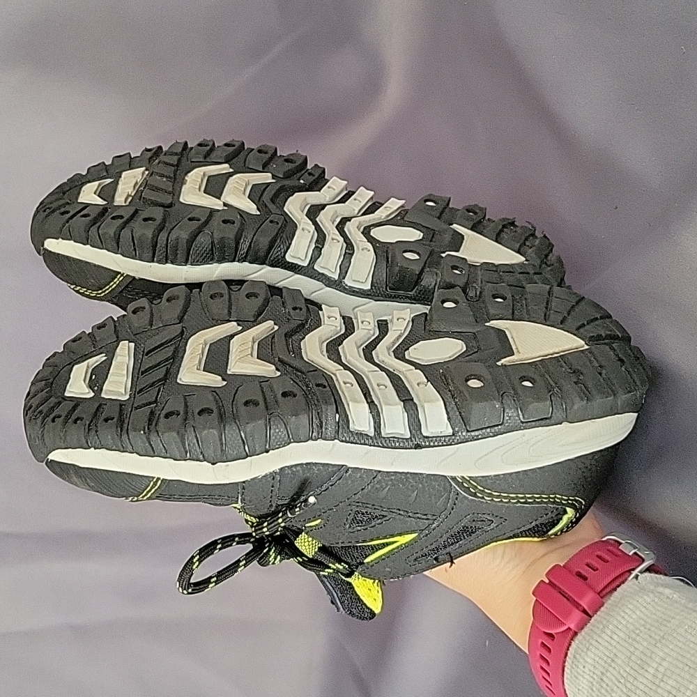 Coleman size 13 hiking shoe - Picture 3 of 3